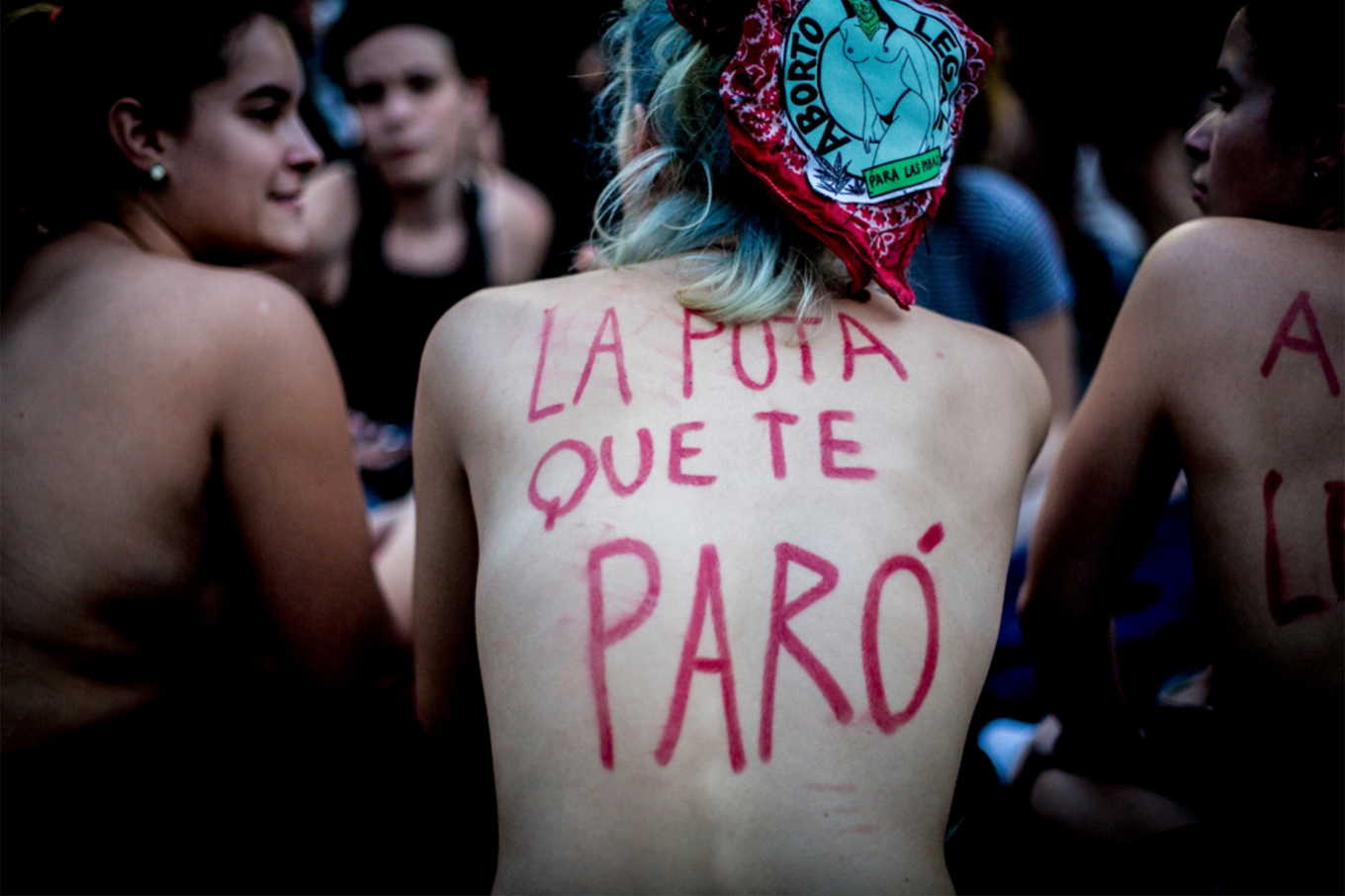 Feminizar la política es lo que va a salvarla