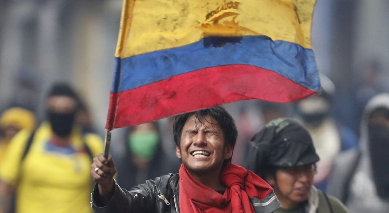Ecuador entre la crisis y la esperanza